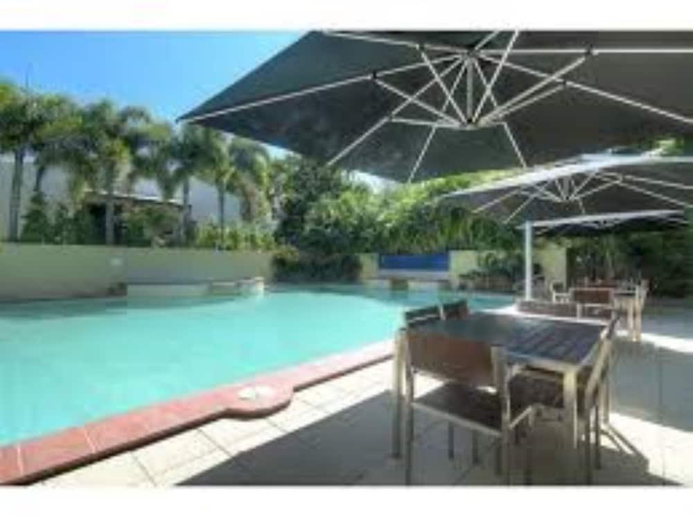 Central Plaza Port Douglas Bagian luar foto