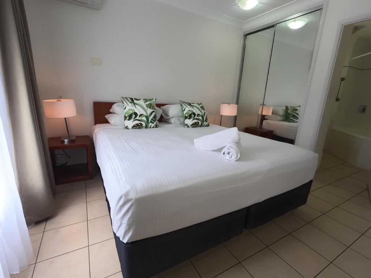 Central Plaza Port Douglas Bagian luar foto