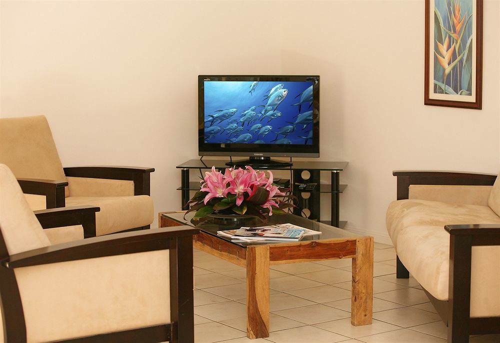 Central Plaza Port Douglas Bagian luar foto