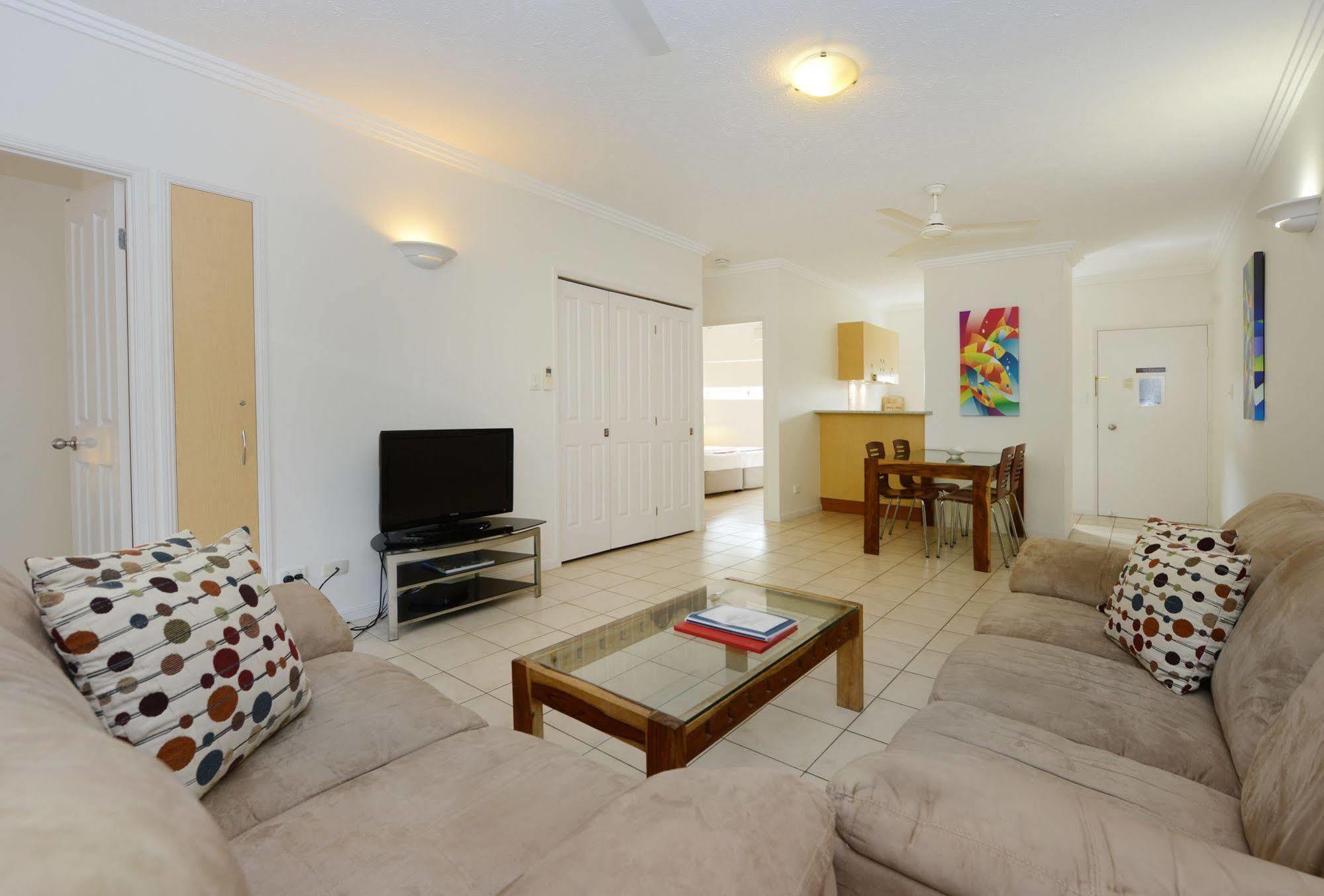 Central Plaza Port Douglas Bagian luar foto