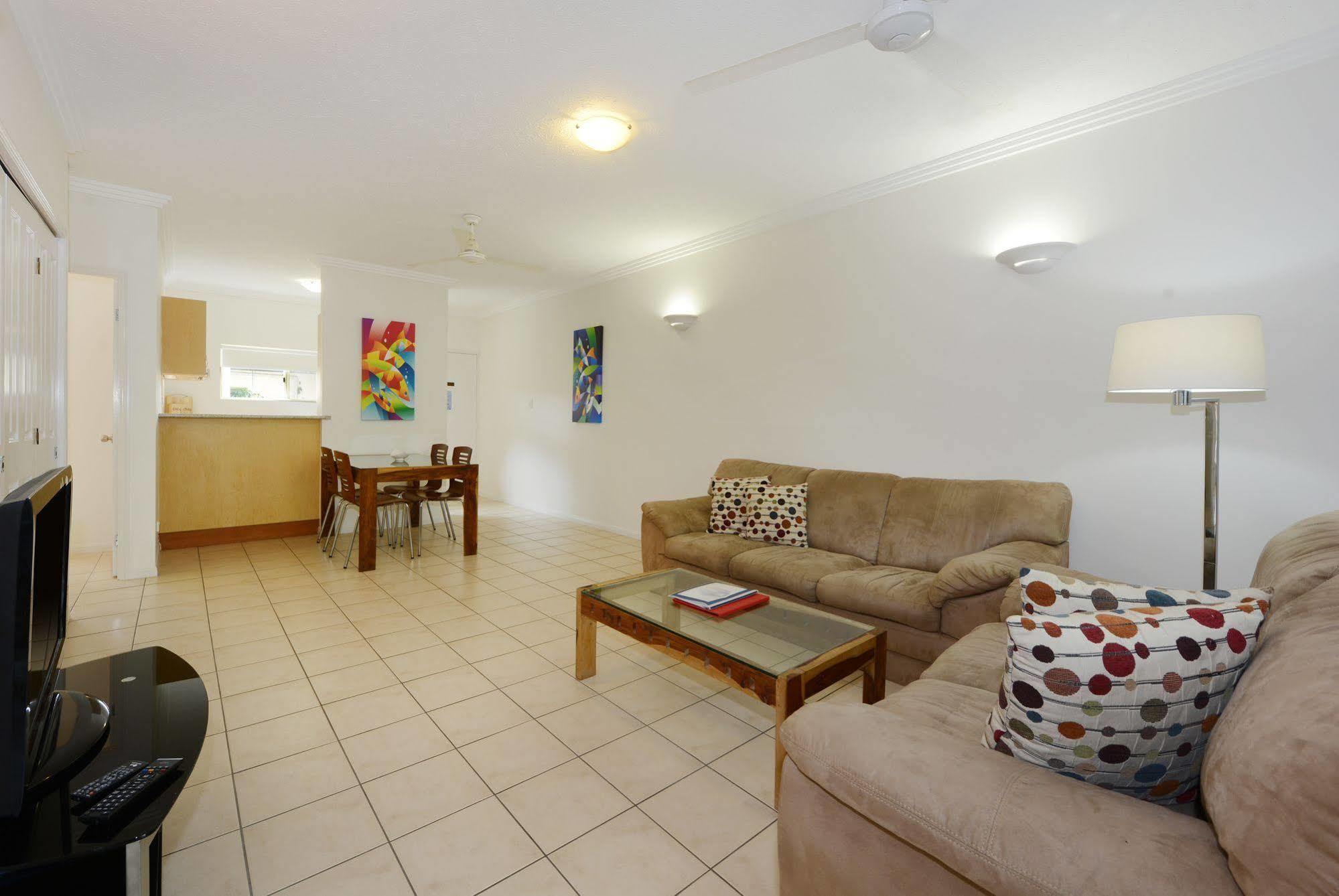 Central Plaza Port Douglas Bagian luar foto